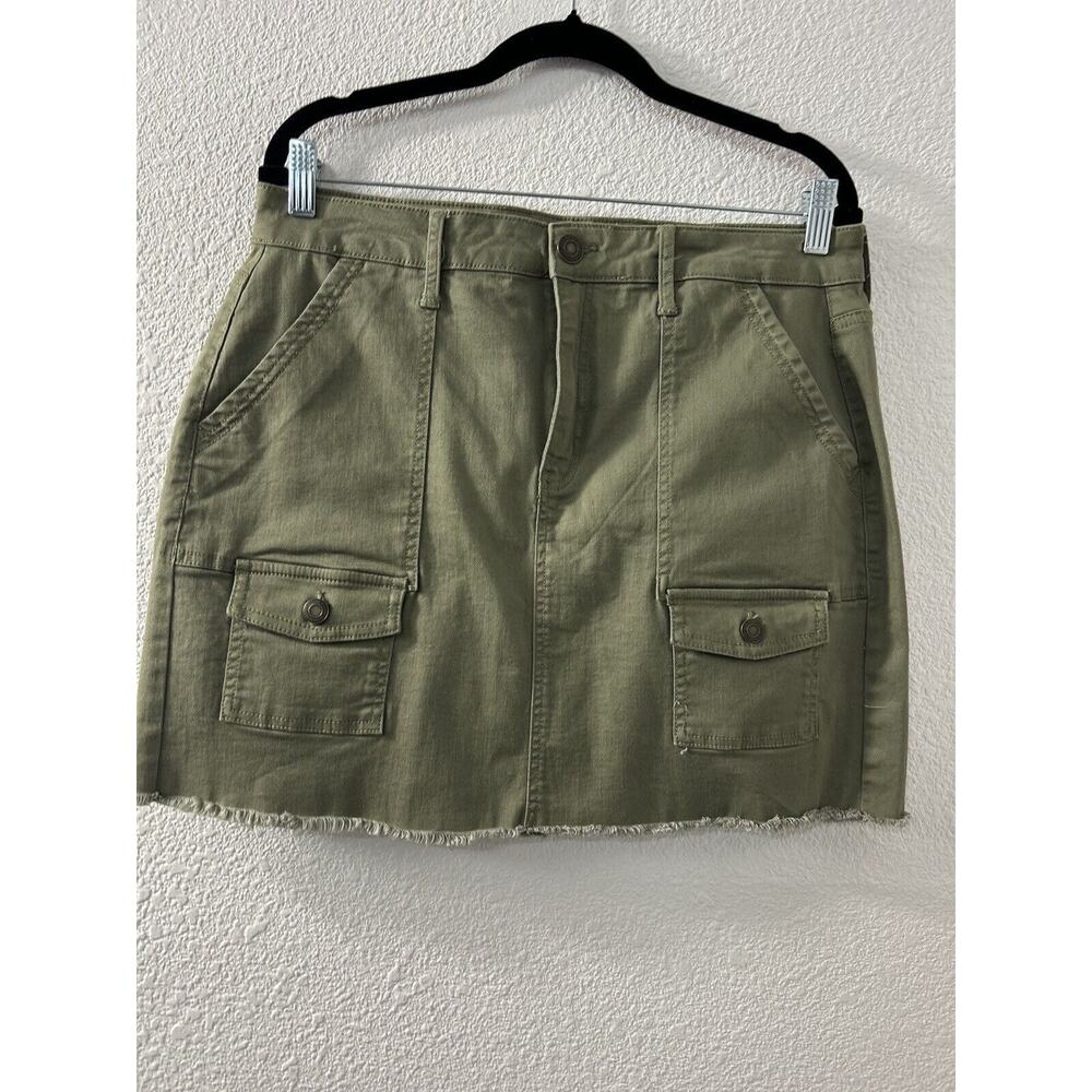 SO Juniors Army Green 6 Pocket Cargo Mini Skirt Size 13 Gorpcore Streetwear Hike